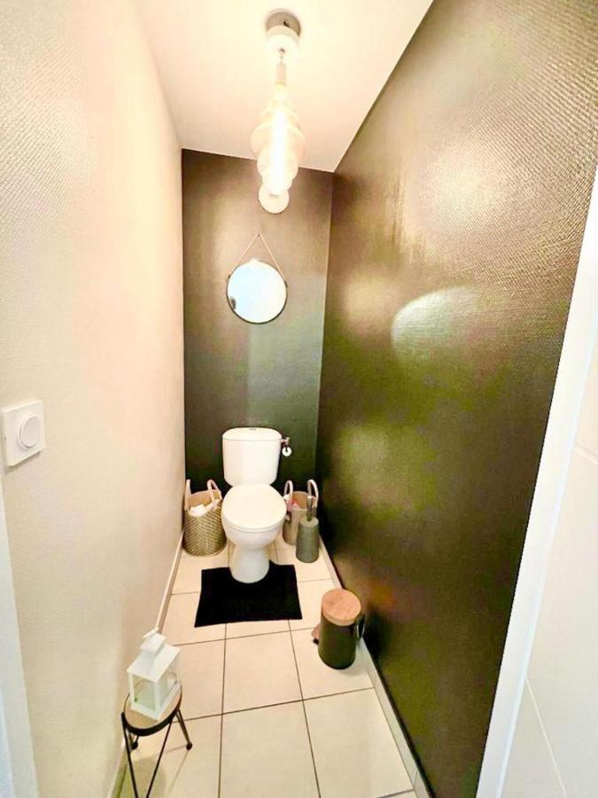 L'Atelier Chic - Wifi Fibre - Parking Privee - Balcon - Netflix Apartamento Lanester Exterior foto